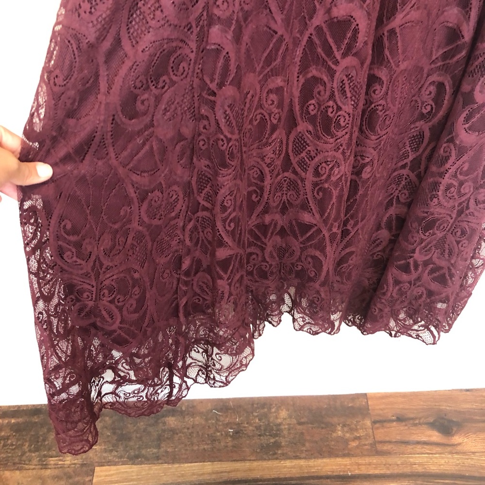 Reba Lace Midi Dress Sleeveless Embroidered Detail Burgundy - Picture 4 of 9